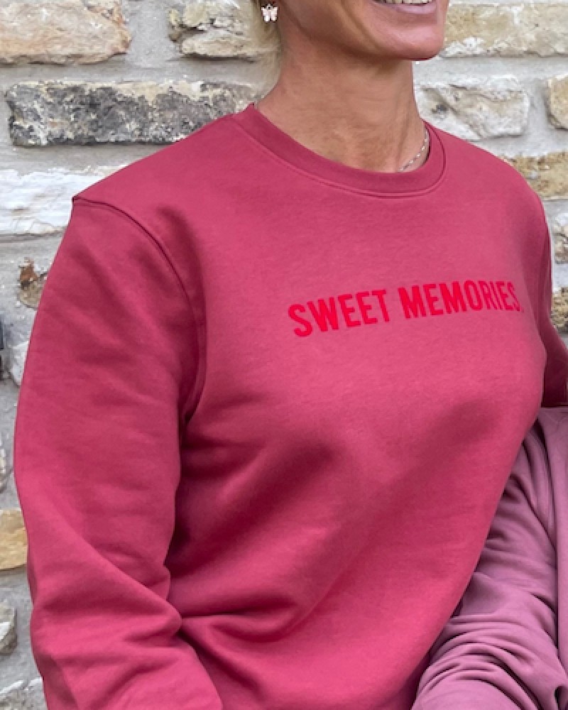 SWEET MEMORIES. / diep rood